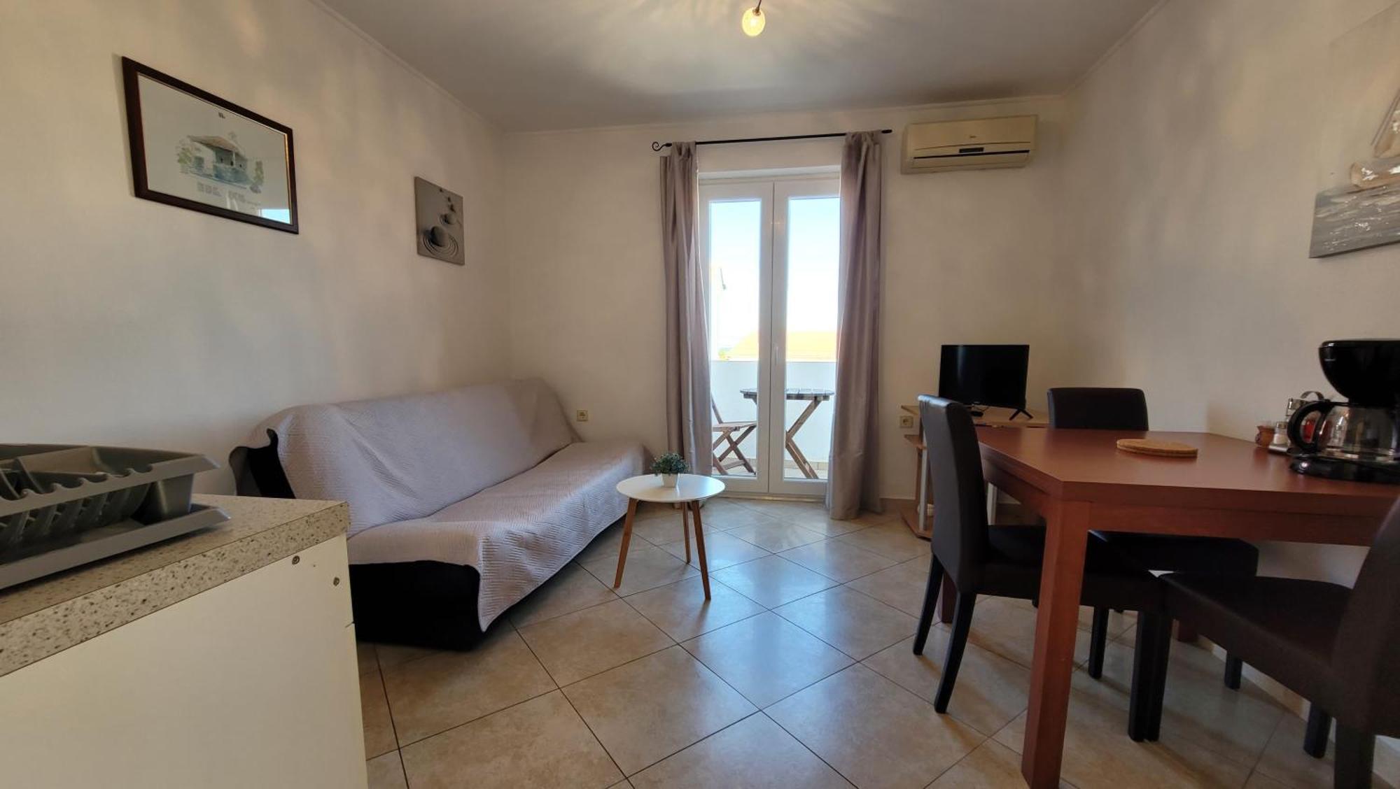 Apartments Adriana Омишаль Экстерьер фото